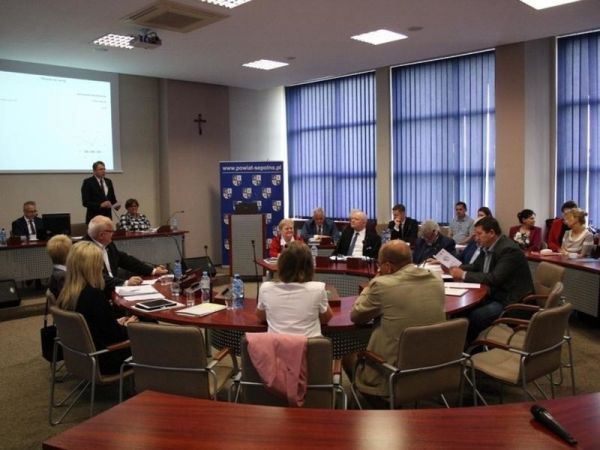 IX Sesja Rady Powiatu Sępoleńskiego (FOTO/WIDEO)