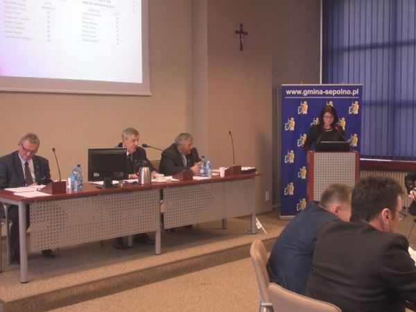 XVI Sesja Rady Miejskiej w Sępólnie Krajeńskim (WIDEO)