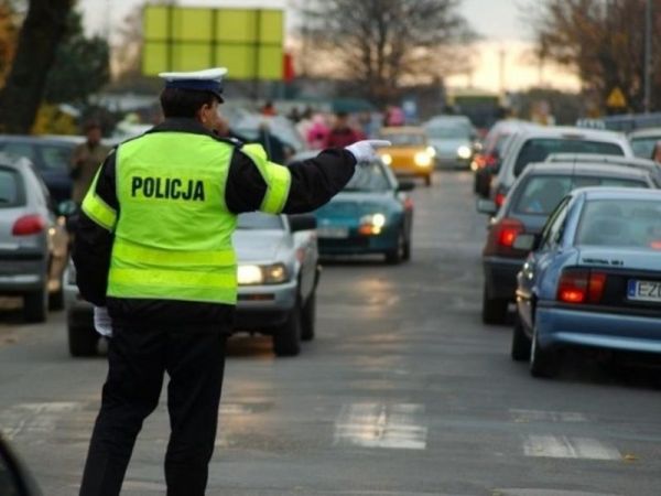 Policyjna akcja "ZNICZ 2018" na drogach powiatu sępoleńskiego