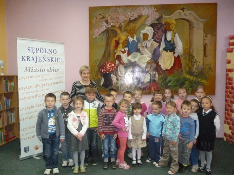 Przedszkolaki z Wiśniewy w ósmej edycji "Wierszykarni" (FOTO)