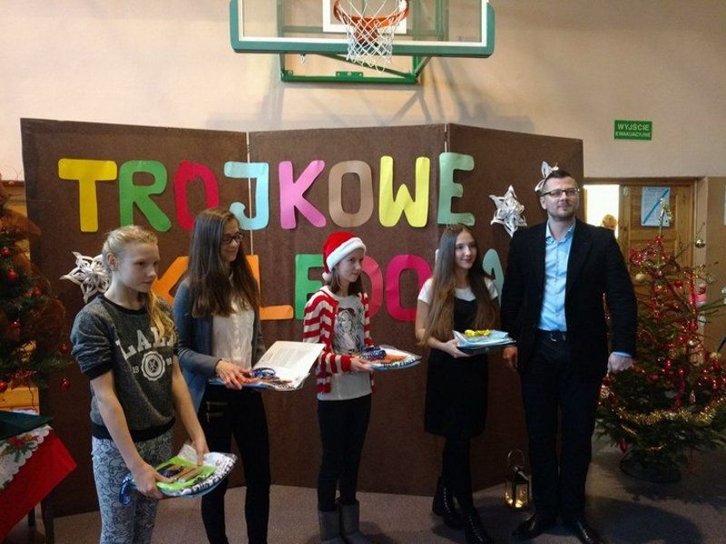 Sukces uczennic sępoleńskiej Trójki (FOTO)