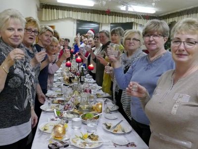 Spotkanie opłatkowe słuchaczy UTW (FOTO)