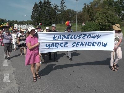 VII Marsz Kapeluszowy Seniorów w Kamieniu Krajeńskim [WIDEO]