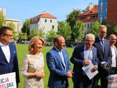 Tadeusz Zwiefka nową "jedynką" a Iwona Kozłowska "trójką" na liście Koalicji Obywatelskiej do Sejmu (FOTO/WIDEO)