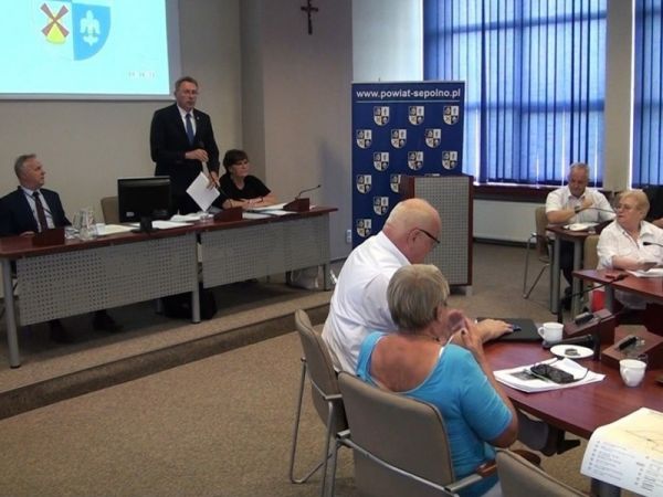 XI Nadzwyczajna Sesja Rady Powiatu Sępoleńskiego (WIDEO)