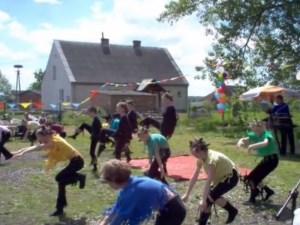 10-lecie zespołu tanecznego &quot;Era&quot; ze Szkoły Podstawowej w Wiśniewie (WIDEO)