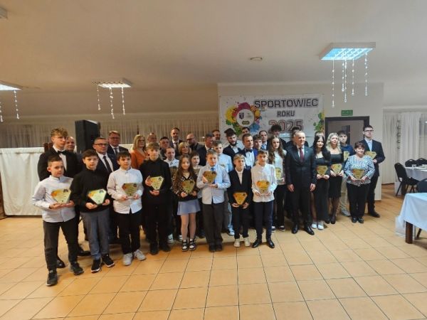 Wiktoria Ilcewicz i Przemysław Paterek sportowcami roku 2025 w gminie Sępólno Krajeńskie [FOTO/WIDEO]