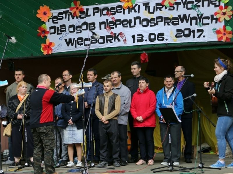 II Festiwal Piosenki Turystycznej dla Osób Niepełnosprawnych (FOTO)