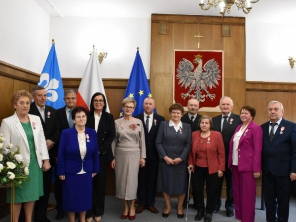 Jubileusz 50 lat pożycia małżeńskiego. Aż 6 par z gminy Kamień Krajeński obchodziło Złote Gody! [FOTO]