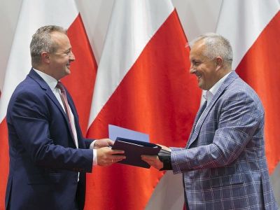 Powiat sępoleński z ministerialną dopłatą na przywracanie lokalnych połączeń autobusowych (FOTO/WIDEO)