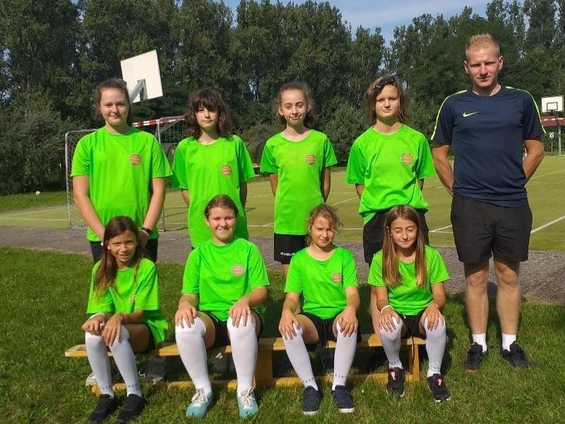 Kolejny rok szkółki piłkarskiej w Szkole Podstawowej w Wiśniewie [FOTO]