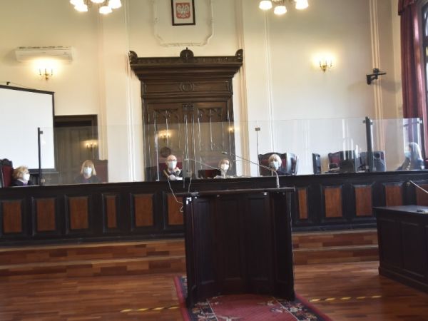 W bydgoskim sądzie zapadł wyrok za brutalne zabójstwo w Dąbrówce. Krzysztof S. skazany na 25 lat więzienia [WIDEO]