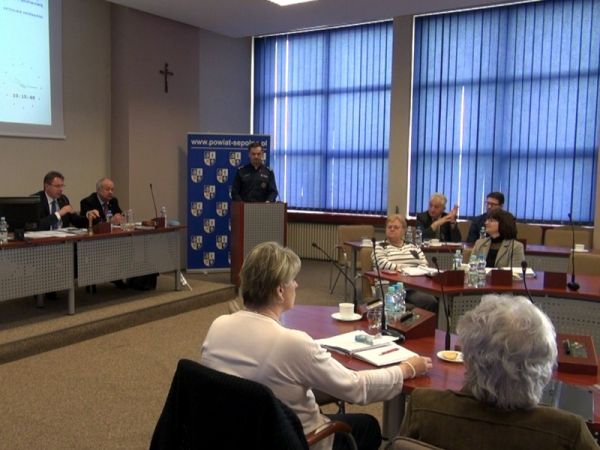 Zaproszenie na XXXI Nadzwyczajną Sesję Rady Powiatu Sępoleńskiego