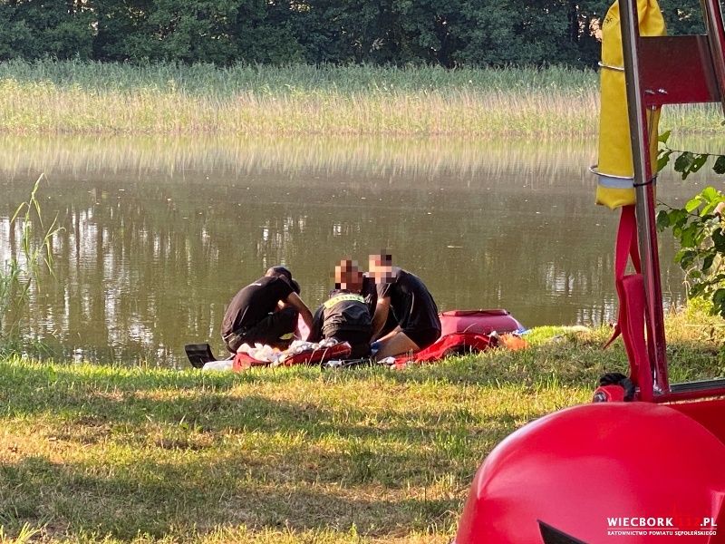 Tragedia na jeziorze w Radzimiu. Nie żyje 31-letni mężczyzna [FOTO]