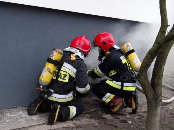 Pożar przy Broniewskiego (FOTO)