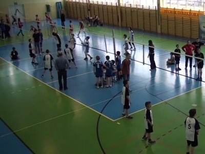 Regionalny Turniej Minisiatkówki Dziewcząt i Chłopców (WIDEO)