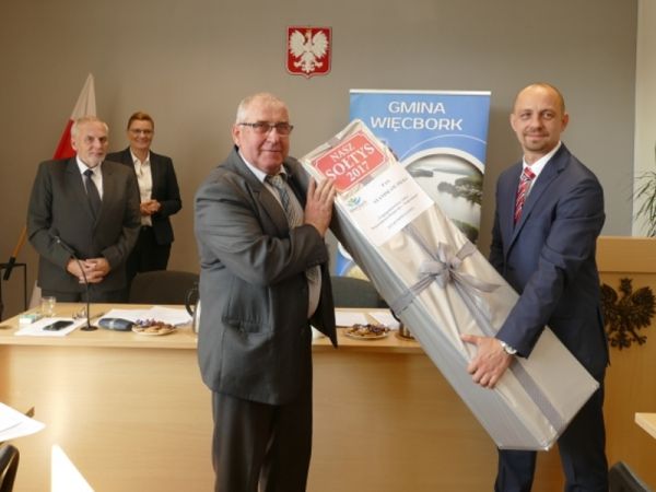 Burmistrz Więcborka pogratulował sołtysowi Borzyszkowa (FOTO)