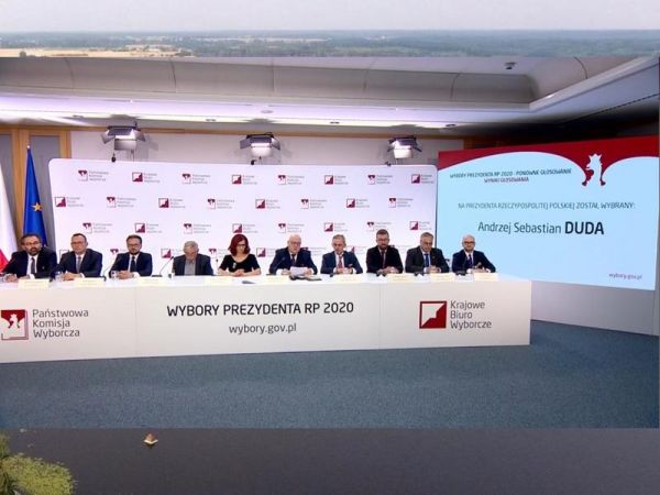 PKW podała oficjalne wyniki II tury wyborów. Andrzej Duda wygrywa wybory prezydenckie [FOTO]