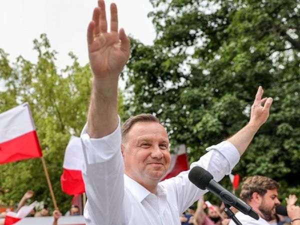 Sondaż exit poll: Andrzej Duda zwycięzcą drugiej tury wyborów prezydenckich [FOTO]