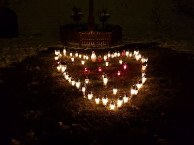 W Kamieniu Krajeńskim oddali hołd zmarłemu prezydentowi Gdańska (FOTO/WIDEO)