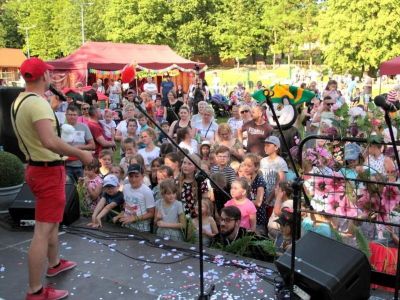 "Przyjęcie w Krainie Baśni" - Bajkowy Dzień Dziecka w Sępólnie Krajeńskim (FOTO/WIDEO)