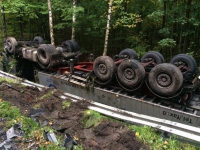 Śmiertelny wypadek na drodze krajowej nr 25 (FOTO)