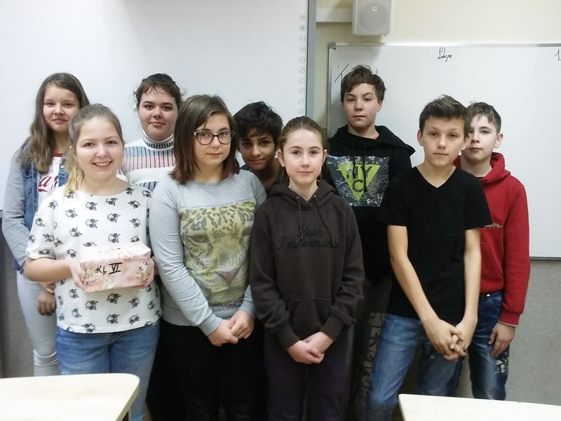Uczniowie z Wiśniewy przyłączyli się do akcji "Góra Grosza" (FOTO)