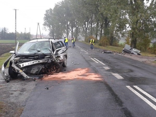 Wypadek śmiertelny w Świdwiu (FOTO)