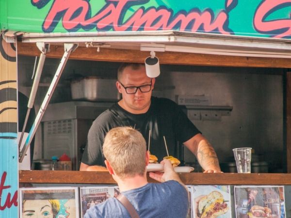 Nadchodzi II Festiwal Smaków Food Trucków w Sępólnie Krajeńskim! Smaki z całego świata już w najbliższy weekend na terenie Targowiska Miejskiego [FOTO]