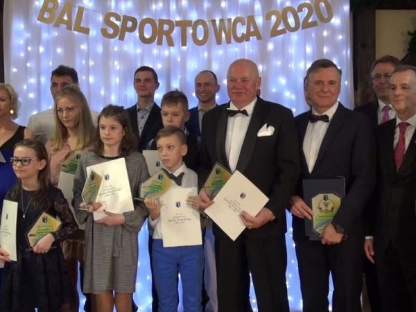 Bal Mistrzów Sportu MLKS Krajna. Dariusz Krakowiak z nagrodą "Sportowca Roku" [WIDEO]